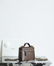 Chanel Vanity with Chain Grained Calfskin & Gold-Tone Metal Chocolate - 19.5x17x5cm - 3