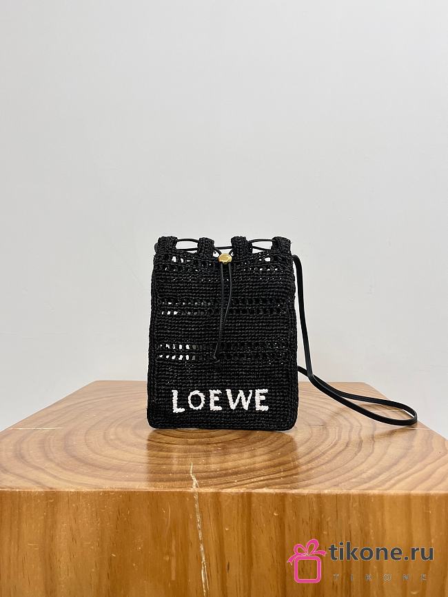 Loewe Drawstring Pocket In Raffia Black - 21x16x1cm - 1