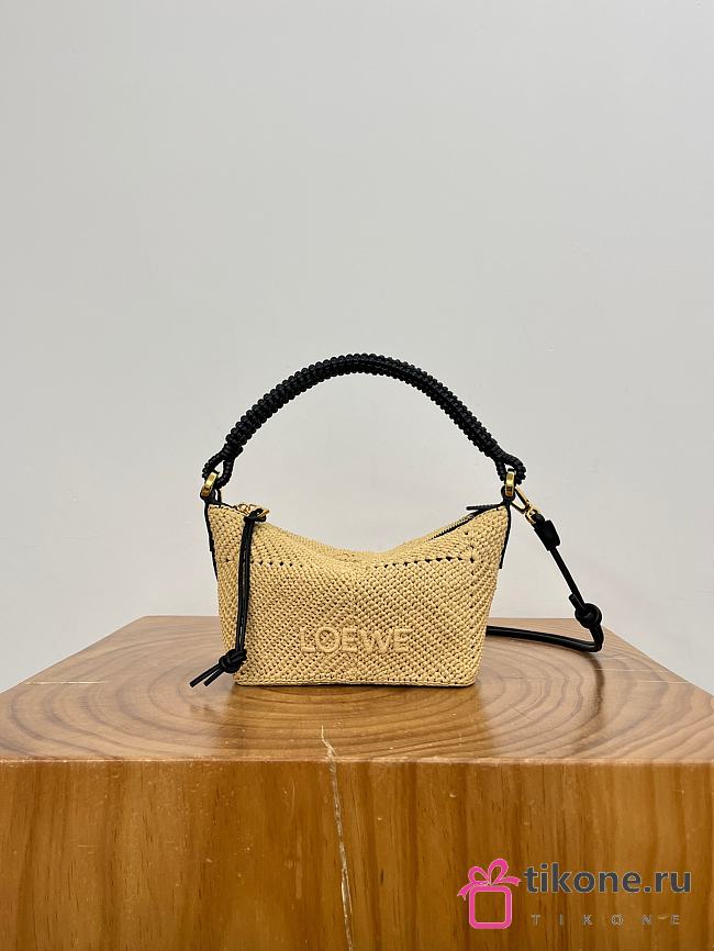 Loewe Cala Mini Bag in Melange Raffia Natural/Black - 26x13x10cm - 1