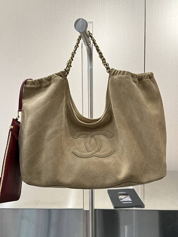 Chanel Small Shopping Bag Suede & Gold-Tone Metal Beige AS6191 - 43x20x17cm