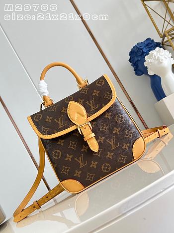 LV Diane Backpack PM Monogram Canvas M29766 - 21x21.5x9cm