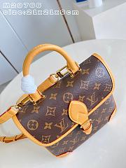 LV Diane Backpack PM Monogram Canvas M29766 - 21x21.5x9cm - 5