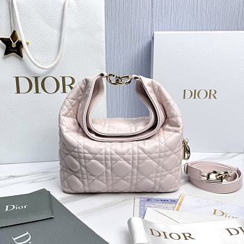 Small Dior Toujours Hobo Bag Ballet Pink Cannage Lambskin - 22.5x14x7.5cm