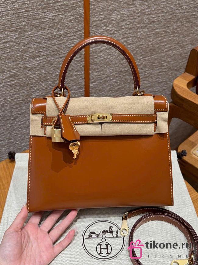 SALE Hermes Kelly 25 Box Leather Gold Hardware Cognac - 25x17x7cm - 1