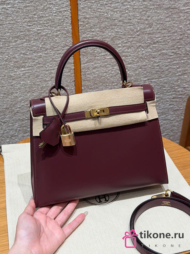 SALE Hermes Kelly 25 Box Leather Gold Hardware Burgundy- 25x17x7cm - 1