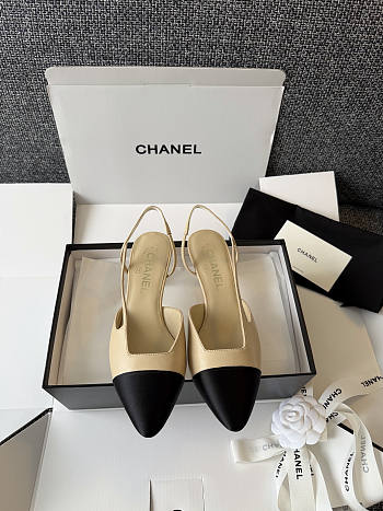 Chanel Slingback Lambskin Beige & Black 60mm