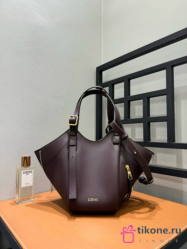 Loewe Hammock Flip Bag In Classic Calfskin Dark Chestnut - 22.5x21x15cm - 1