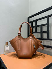 Loewe Hammock Flip Bag In Classic Calfskin Squirrel - 22.5x21x15cm - 2