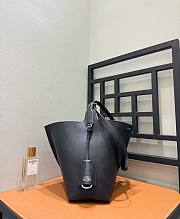 Loewe Medium Bilbao Bucket In Smooth Calfskin Black - 26x25x13cm - 1