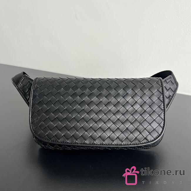 Bottega Veneta Veneto Belt Bag in Black - 32.5x13.5x5cm - 1
