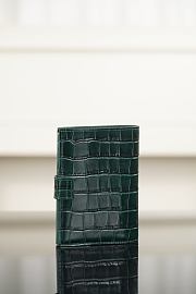 Chanel Passport Holder Crocodile Embossed Calfskin & Gold-Tone Metal Green AP5193 - 14.2x10.5x1.5cm - 4