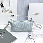 Nomad Pouch Céleste Blue and Beige Dior Oblique Washed Jacquard - 22x13x9.5cm - 2