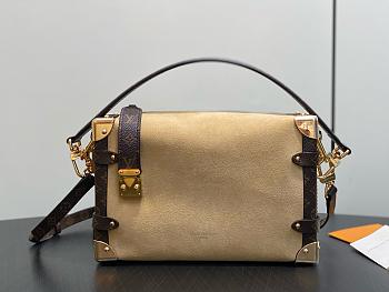 LV Side Trunk MM Suede Noisette M2A041 - 23.5x16x8.5cm