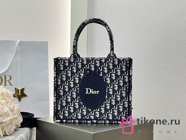 Small Dior Book Tote with Strap Blue Dior Oblique Jacquard and Embroidered Dior Médaillon - 26.5x22x14cm - 1