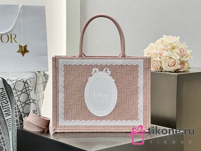 Dioramour Medium Dior Book Tote with Strap Soupir Pink Dior Oblique Embroidery with White Lace and Dior Medaillon - 36x27.5x16.5cm - 1