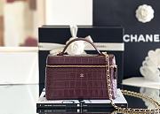 Chanel Vanity With Chain Crocodile Embossed Calfskin & Gold-Tone Metal Burgundy - 19.5x17x5cm - 1