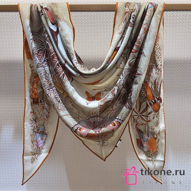 Hermes Equateur Triangle Cashmere and Silk Naturel/Orange/Alezan - 208x99cm - 1