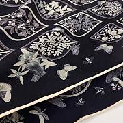 Hermes Plantes Officinales Triangle Cashmere and Silk Caban/Blanc/Noir - 208x99cm - 2