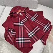 Burberry Cashmere Hooded Cape in Oxblood Red - 176x120cm - 3