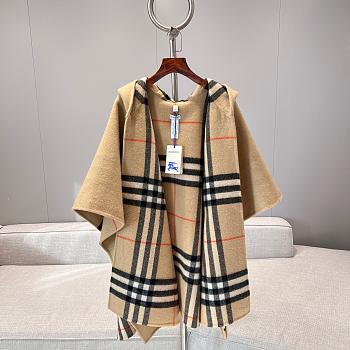 Burberry Cashmere Hooded Cape in Oxblood Sand Beige - 176x120cm