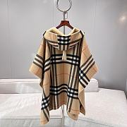 Burberry Cashmere Hooded Cape in Oxblood Sand Beige - 176x120cm - 6