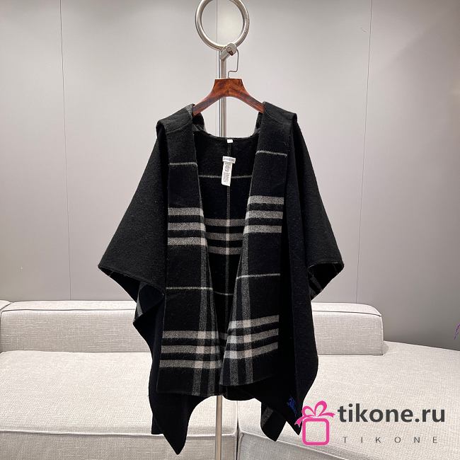 Burberry Cashmere Hooded Cape in Oxblood Black - 176x120cm - 1