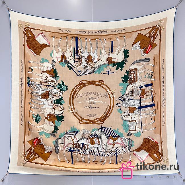 Hermes Equipements a Cheval Sur l'Elegance Scarf 70 Beige Doré/Crème/Vert - 66x66cm - 1