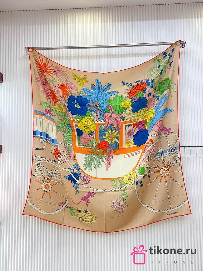 Hermes La Nature En Voyage Scarf 90 Kraft/Rose/Bleu - 88.5x88.5cm - 1
