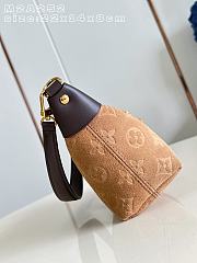 LV Pochette Mia Suede Beige Trench M2A252 - 22x14.5x8cm  - 2