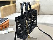 Chloe Small Summer Banana East-West Tote Bag With Strap in Raffia Black - 27x18x9cm - 3
