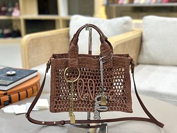 Chloe Small Summer Banana East-West Tote Bag With Strap in Raffia Brown - 27x18x9cm