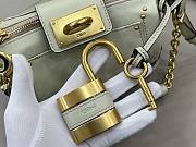 Chloe Small Paddington Crossbody Bag in Grained Leather White - 22x15x10cm - 3