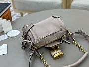Chloe Small Paddington Crossbody Bag in Grained Leather Pink - 22x15x10cm - 5