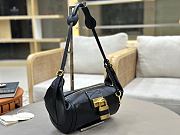 Chloe Paddington Crossbody Bag in Grained Leather Black - 29x18x18.5cm - 2