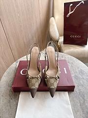 Gucci Donna Donna Slingback Pump Sand and Dark Brown GG Canvas 80mm - 1