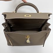 Hermes Kelly 25 Togo Leather Gold Hardware Elephant Grey - 25x17x7cm - 3