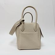 Hermes Lindy 26 Clémence Leather Silver Hardware Milkshake White - 26x18x14cm - 5