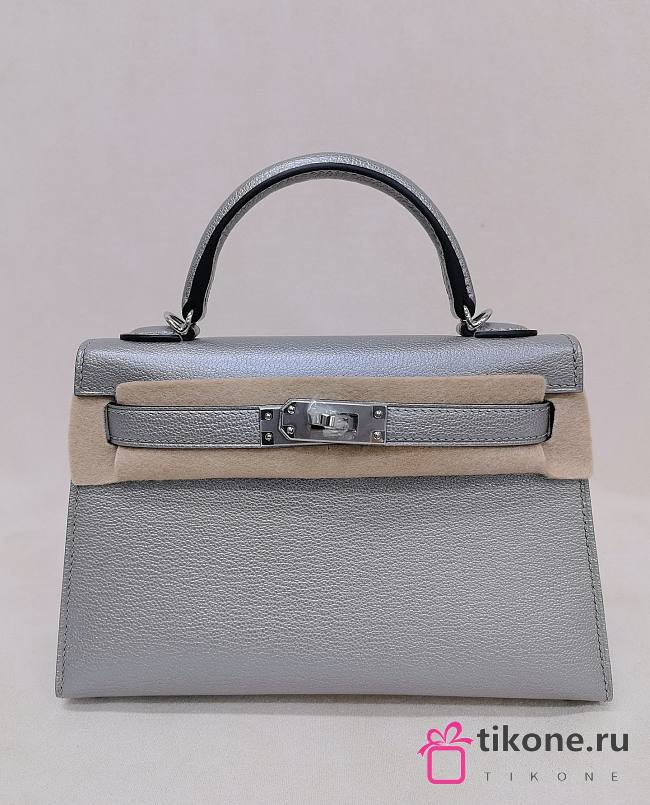 Hermes Kelly 19 Metallic Chèvre Chamkila Leather Palladium Hardware Silver - 20x13x6cm - 1