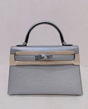 Hermes Kelly 19 Metallic Chèvre Chamkila Leather Palladium Hardware Silver - 20x13x6cm - 2