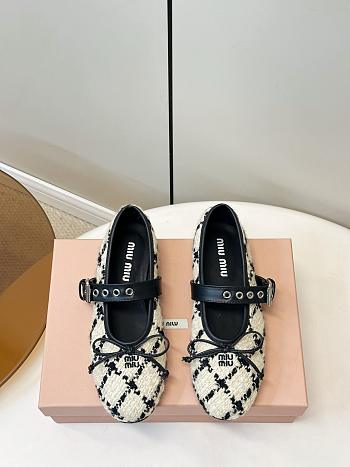 Miumiu Bouclé Check Ballerinas Ivory/Black 5F653E