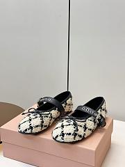 Miumiu Bouclé Check Ballerinas Ivory/Black 5F653E - 3