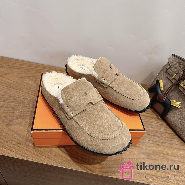 Hermes Mix Mule Suede and Shearling Beige Sadle/Écru - 1