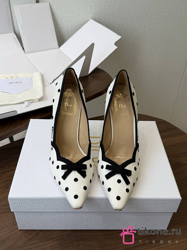 Dior Romance Pump White Cotton Embroidered with Black PolkaDior Motif 8.5cm - 1