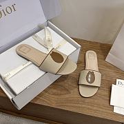 Dioriviera Dior Médaillon Slide Natural Embroidered Cotton and Cognac Brown Calfskin - 4