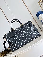 LV Speedy P9 Bandoulière 40 Monogram Firefly M2A709 - 40x26x23cm - 1