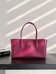 Chanel Small Shopping Bag Crocodile Embossed Calfskin & Gold-Tone Metal Fuchsia AS6243 - 39x20x13cm - 1
