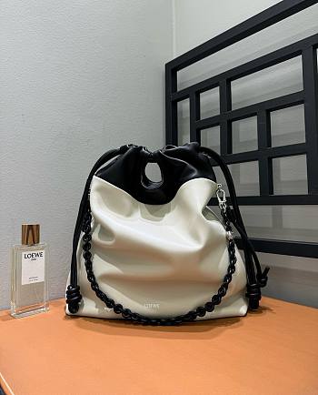 Loewe Flamenco Purse Tote Bag in White/Black - 38x29x9cm