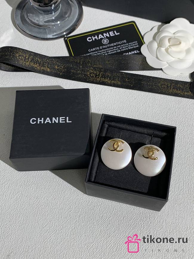 Chanel Stud Earrings Metal & Resin Gold & Pearly White ABH918 - 1