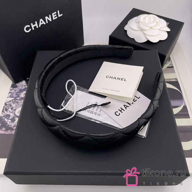 Chanel Headband Lamskin Leather Black - 1