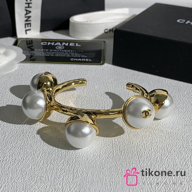 Chanel Bangle Metal & Resin Gold & Pearly White - 1
